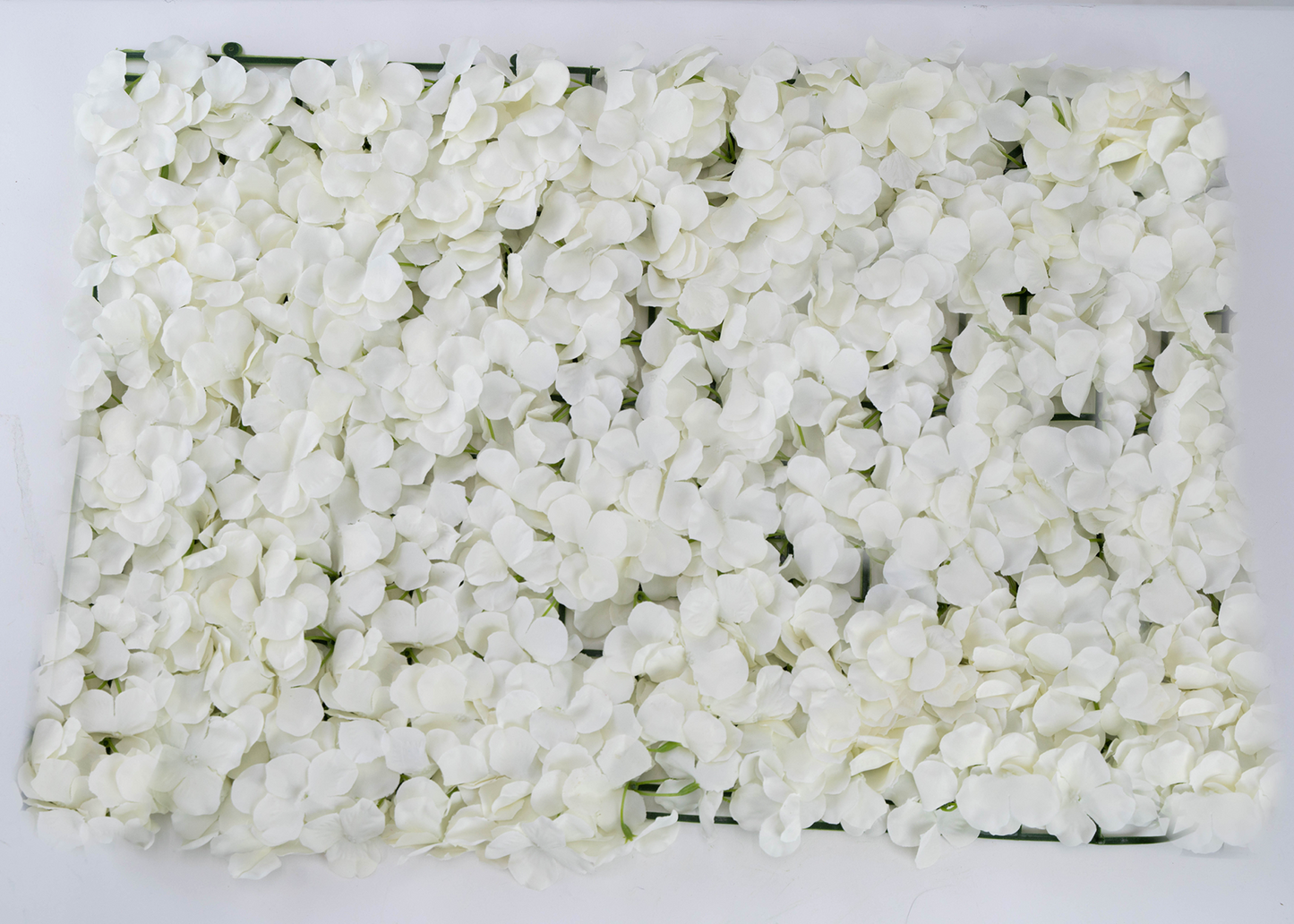 Ivory hydrangea silk mat