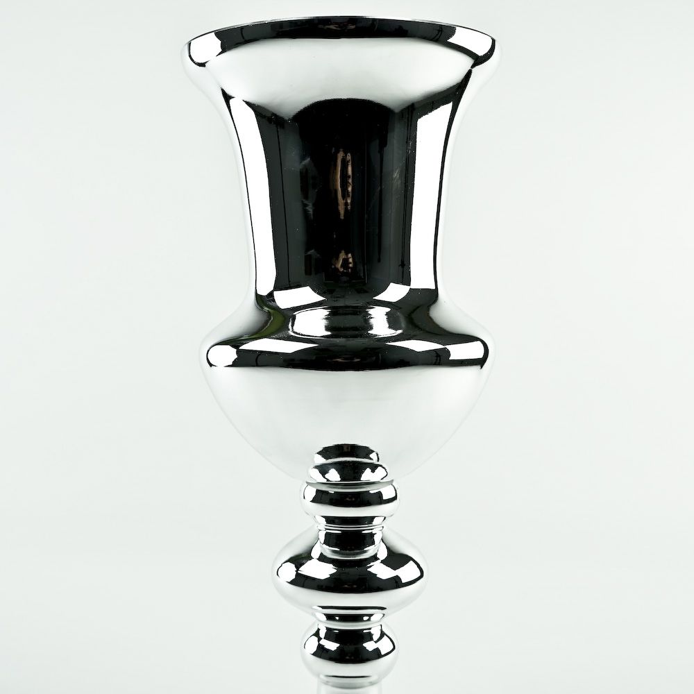 17 inch Silver Mirrored Glass Classic Pedestal – Silver