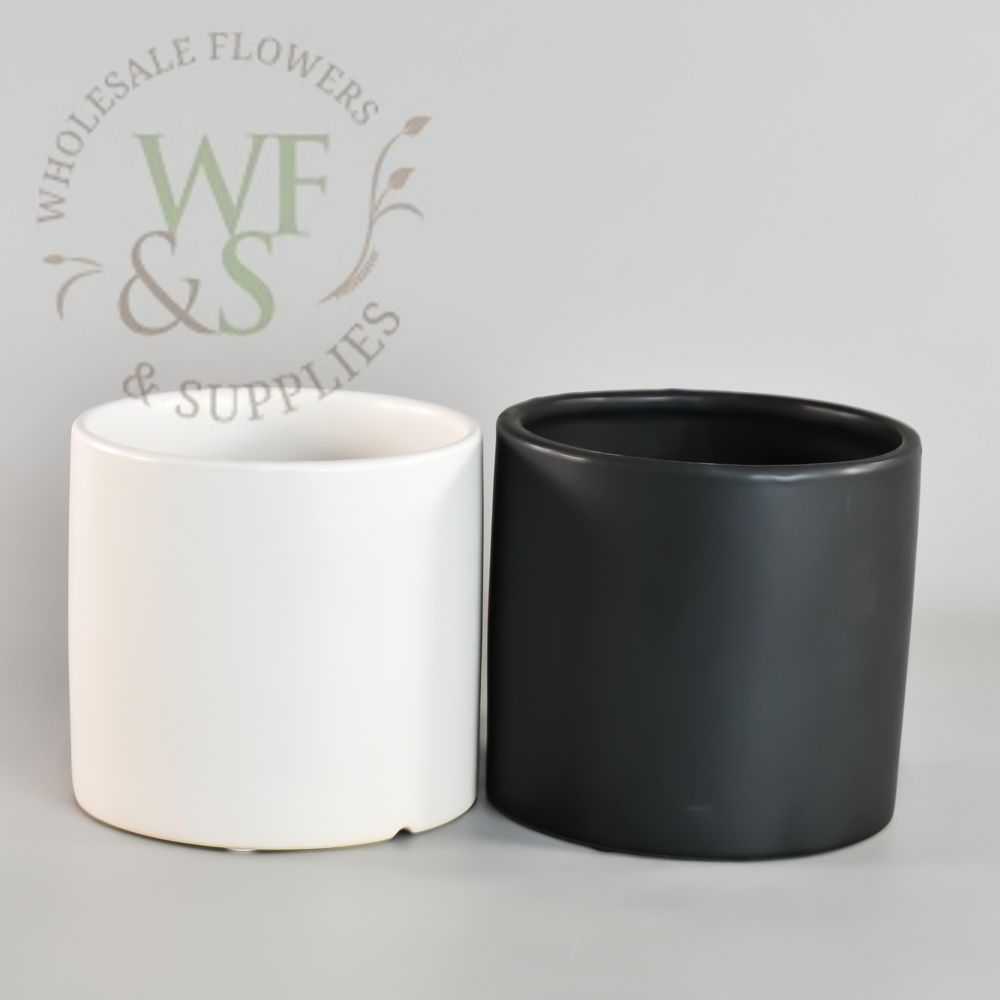 Cylinder Ceramic Vase - 5x5 in Matte Black