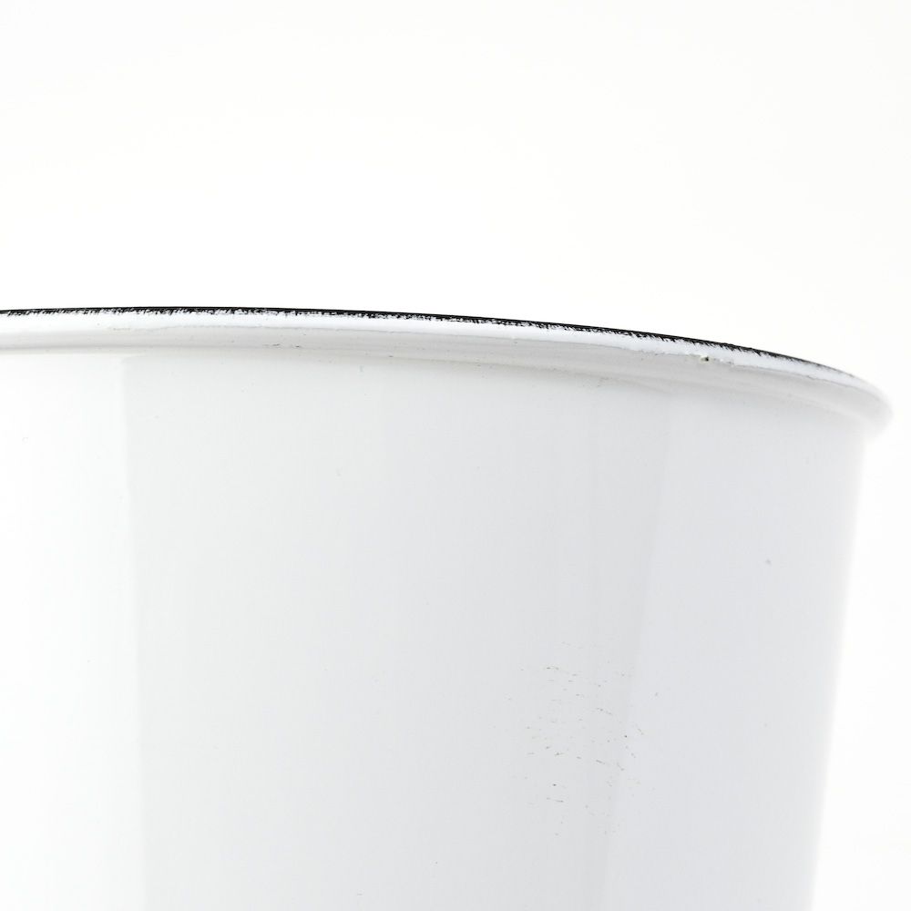 6.5 inch Recycled Plastic Pot - White